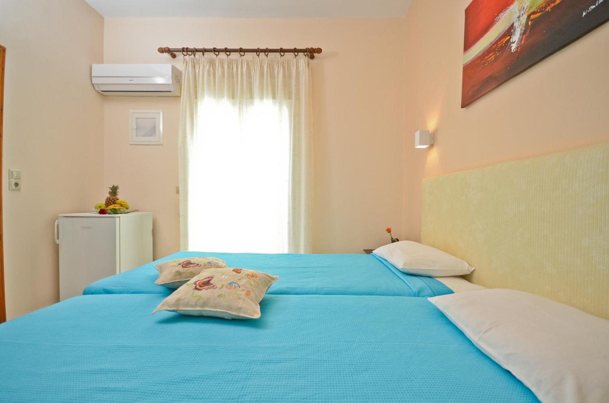 Margo Studios Naxos City Extérieur photo